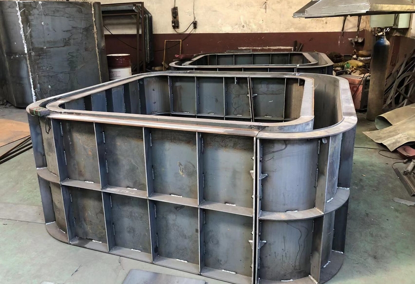 Fecal Toilet Mold Manufacturing: Identifying a High-Quality Manufacturer