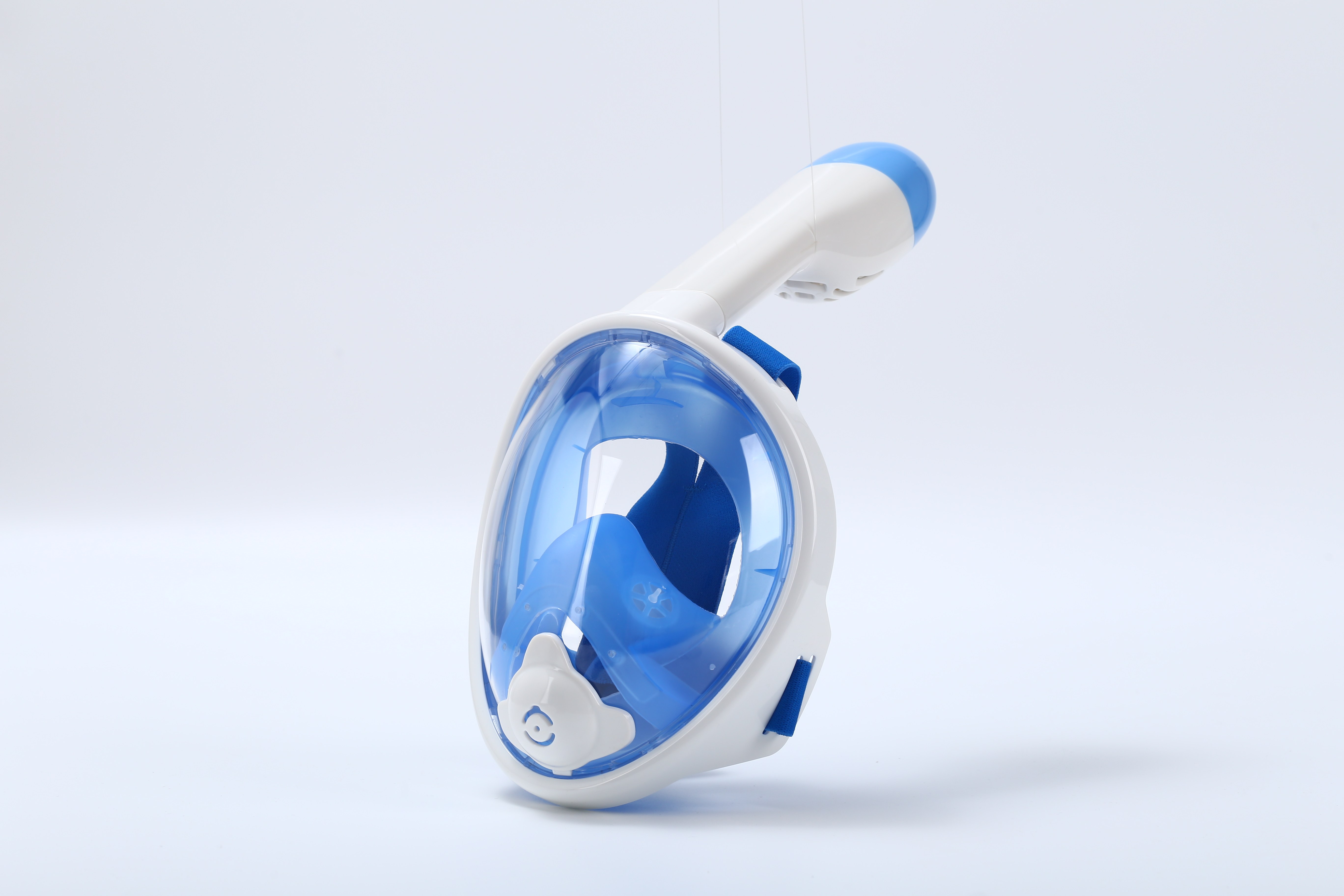 China Full Face Snorkel Gear That Makes Breathing Underwater Effortless
